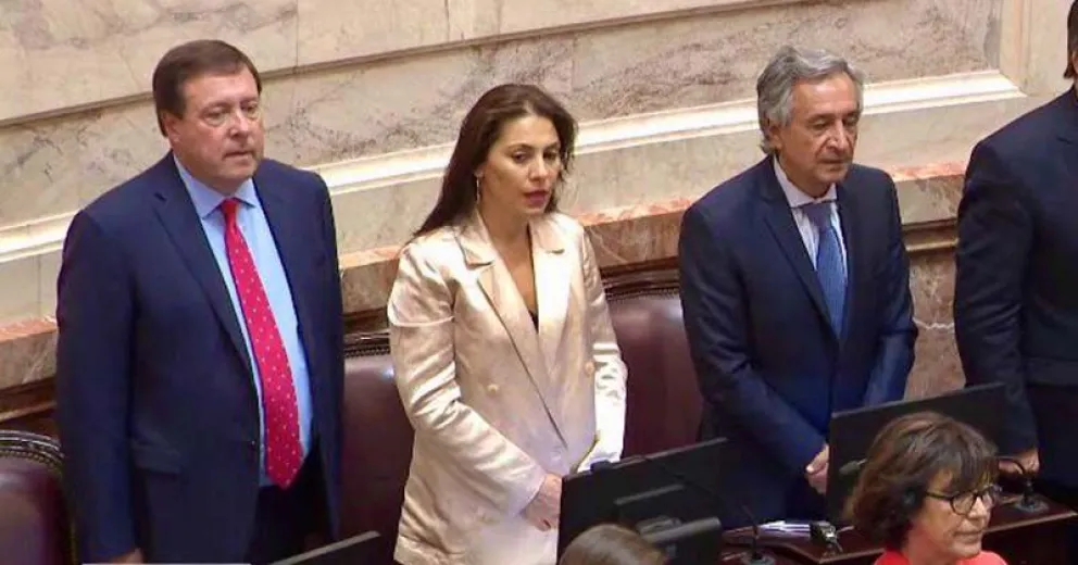 Alberto Weretilneck acompañó la  designación de 12 embajadores