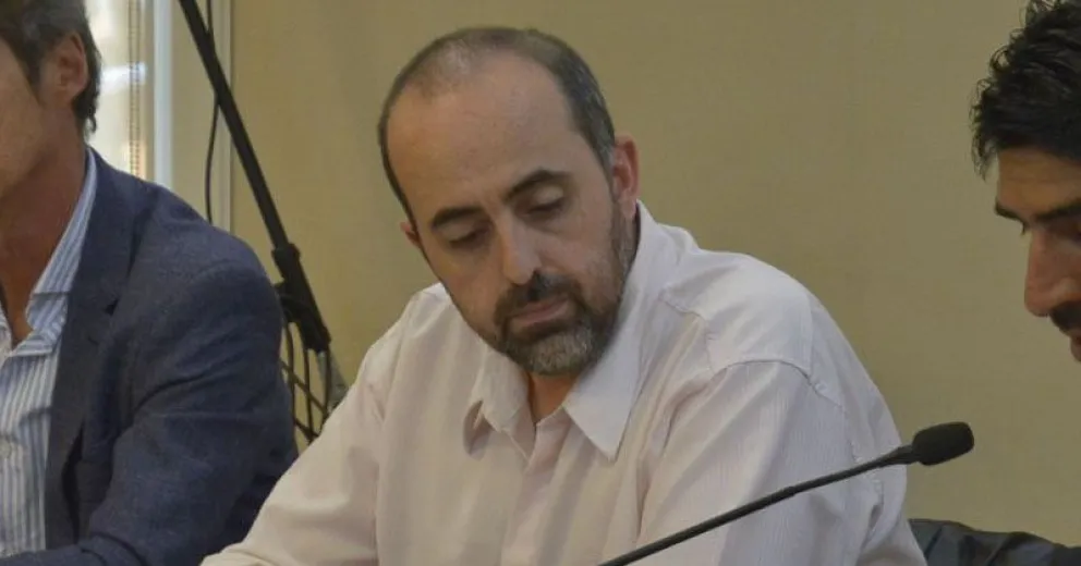 Formularon cargos a varias personas  por millonaria defraudación con cheques