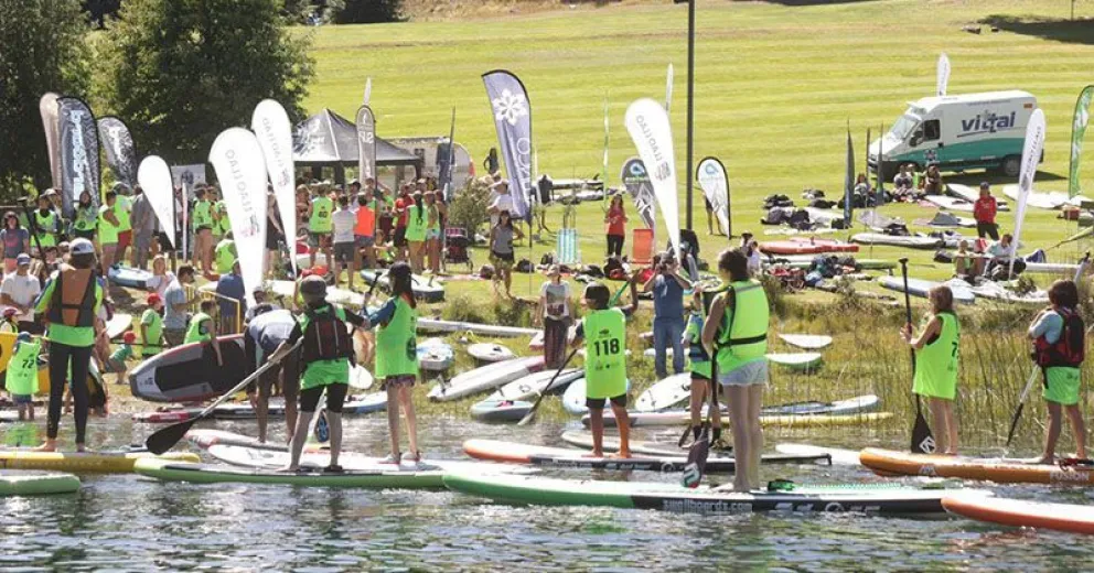 Los minisupistas abrieron el Patagonia SUP Race
