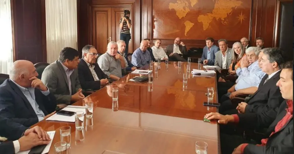 Aristegui se reunió con el secretario de Energía Lanziani