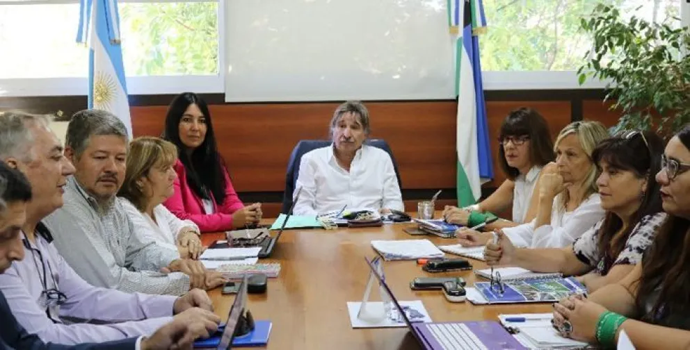 El Gobierno hizo su propuesta salarial a la UNTER: se analizará en Congreso
