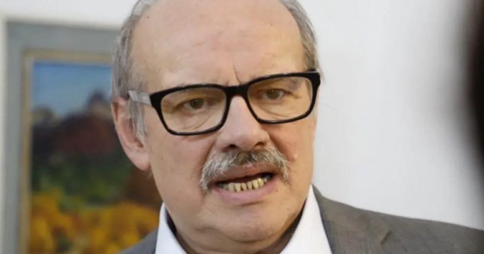 Di Giacomo a favor de eliminar las jubilaciones de privilegio