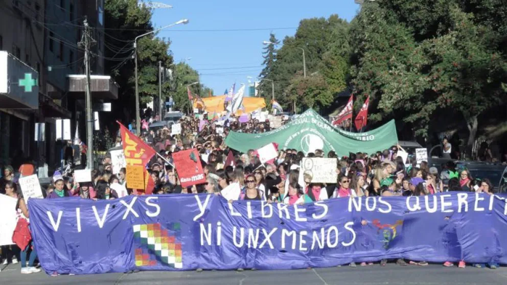 #8M en Bariloche: convocan a un paro  y movilización