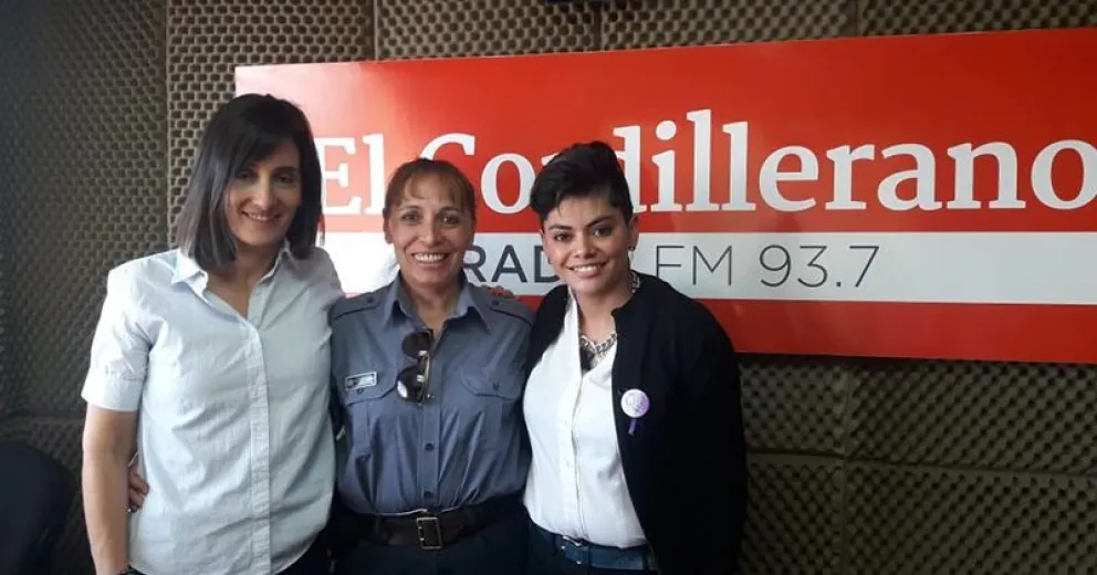 La Comisaría de la Familia estuvo presente en las actividades por el 8M