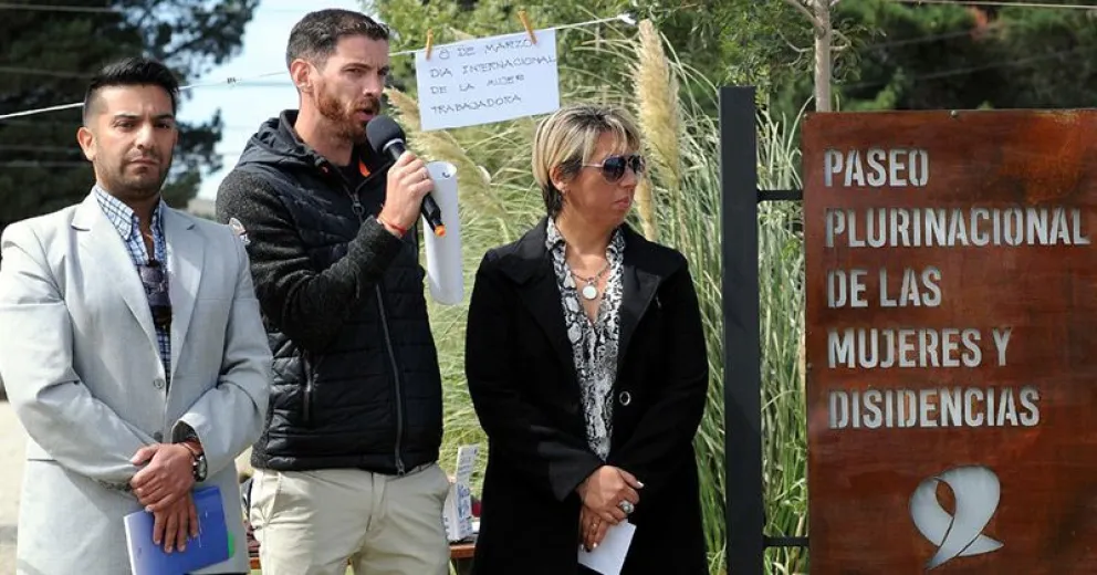 Cambiaron el nombre del boulevard de la mujer por “Paseo Plurinacional de las Mujeres y Disidencias”
