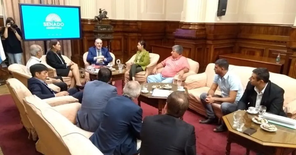Lorena Matzen encabezó gestiones y acompañó a los intendentes radicales en Buenos Aires