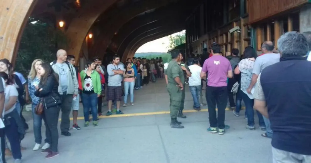 Una mujer de Bariloche y su pareja fueron aislados en el Paso Samoré tras arribar desde España a Chile