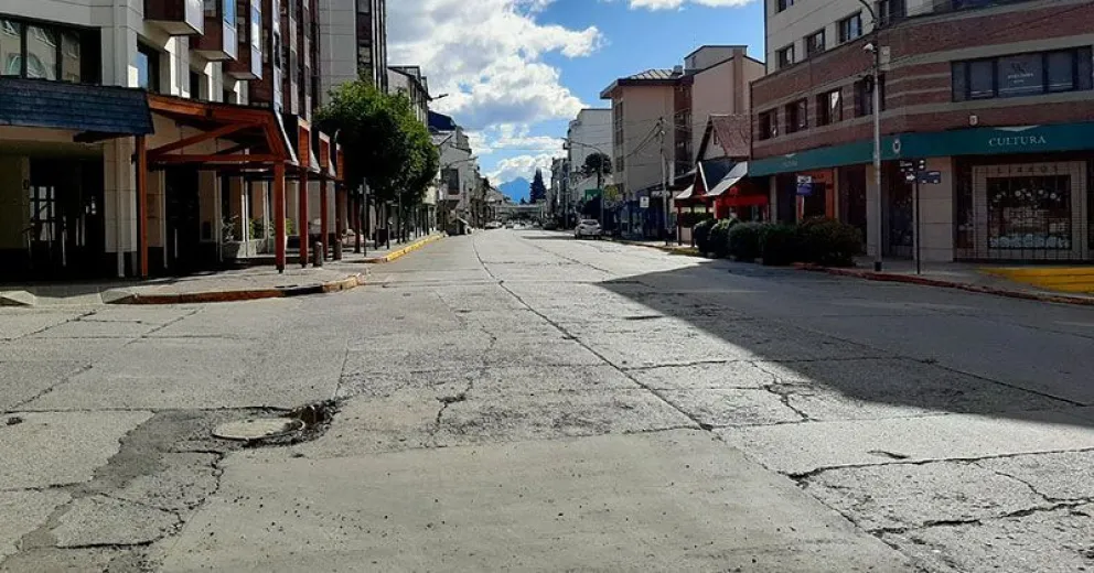 La Municipalidad hará obras de bacheo para aprovechar el clima y la escasez de tránsito