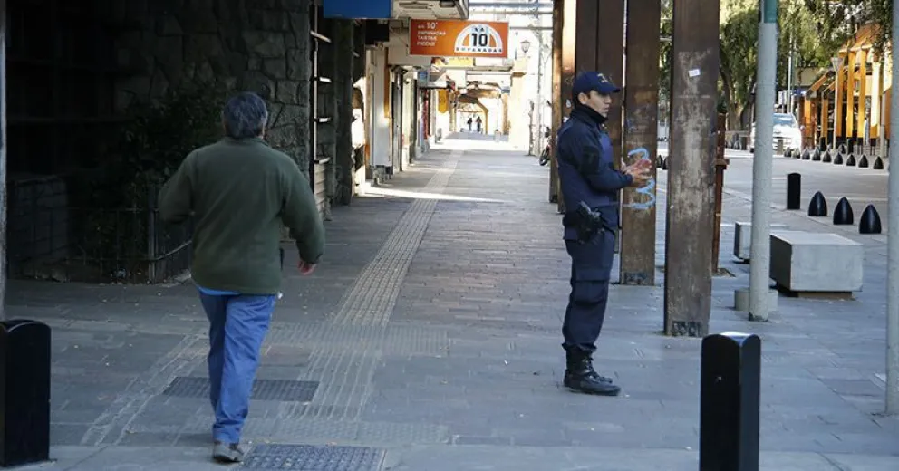 Efectivos policiales, personal del 911 y penitenciarios cobrarán 5.000 pesos extras