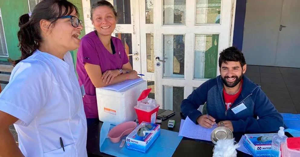 Horarios de atención y vacunas en el Centro de Salud “Ojo de Agua”