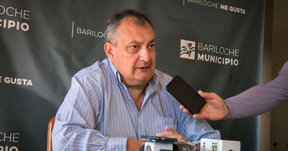 “Con una cuarentena no estricta, vamos a llegar a miles de casos en Bariloche y va a ser inmanejable”