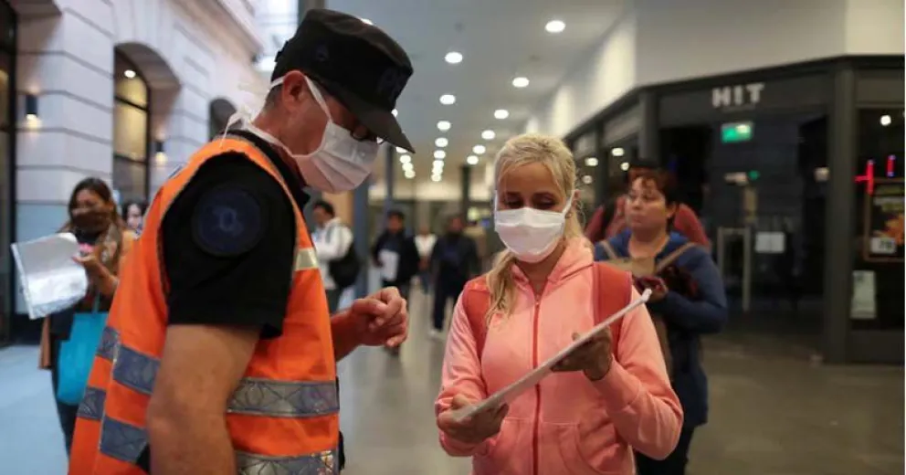 Confirmaron tres nuevas muertes y 69 casos de coronavirus en la Argentina