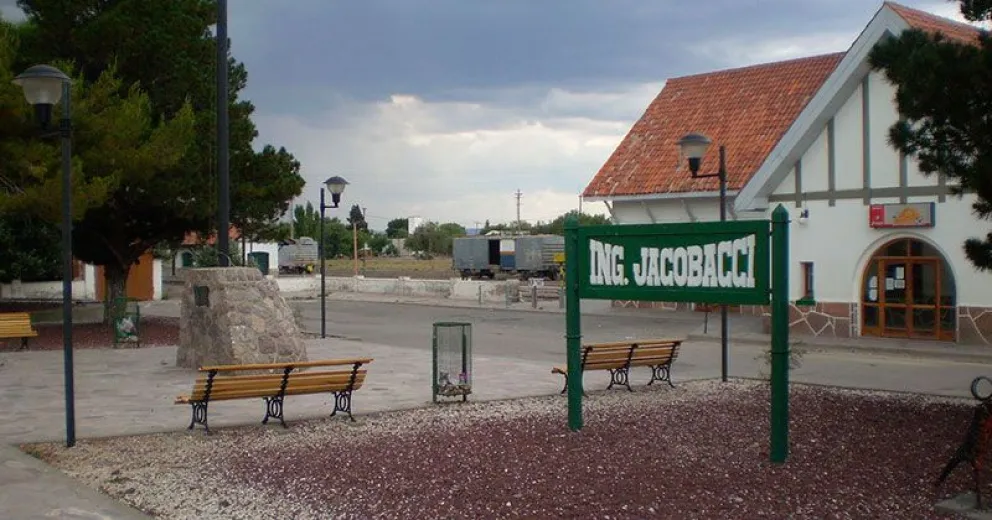 Comerciantes de Jacobacci impulsan una campaña para desalentar y denunciar fiestas clandestinas 