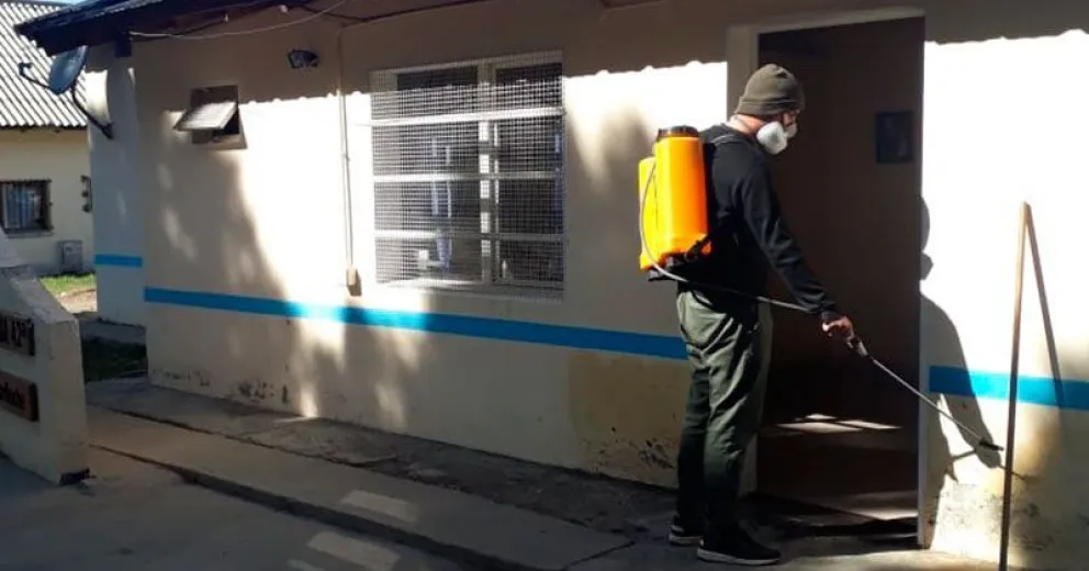 Desinfectaron patrulleros de la comisaría 42 y las instalaciones