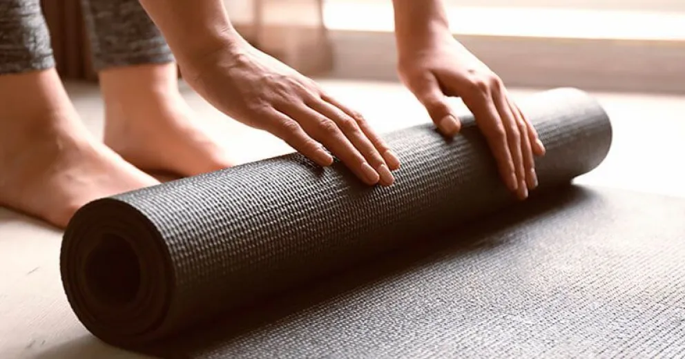 Aquí y ahora: hacer yoga, una práctica muy recomendable para transitar el aislamiento