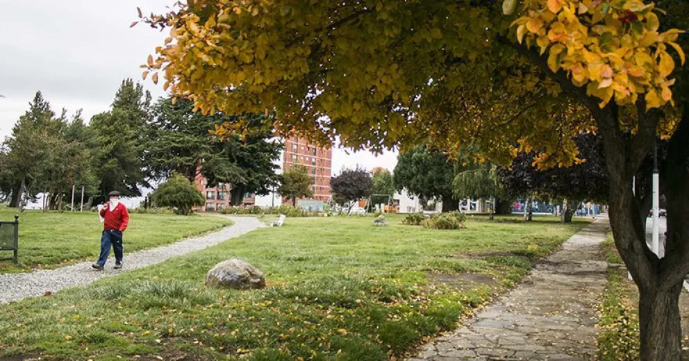 Postales de un otoño barilochense, con barbijos