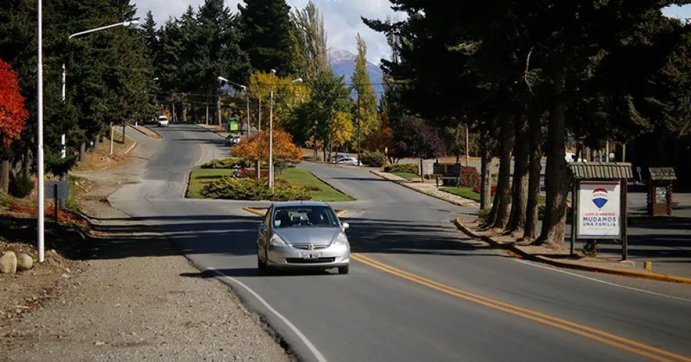 Burlon distinguió el permiso excepcional pero dijo que desde el martes no habrá más autorizaciones para viajar