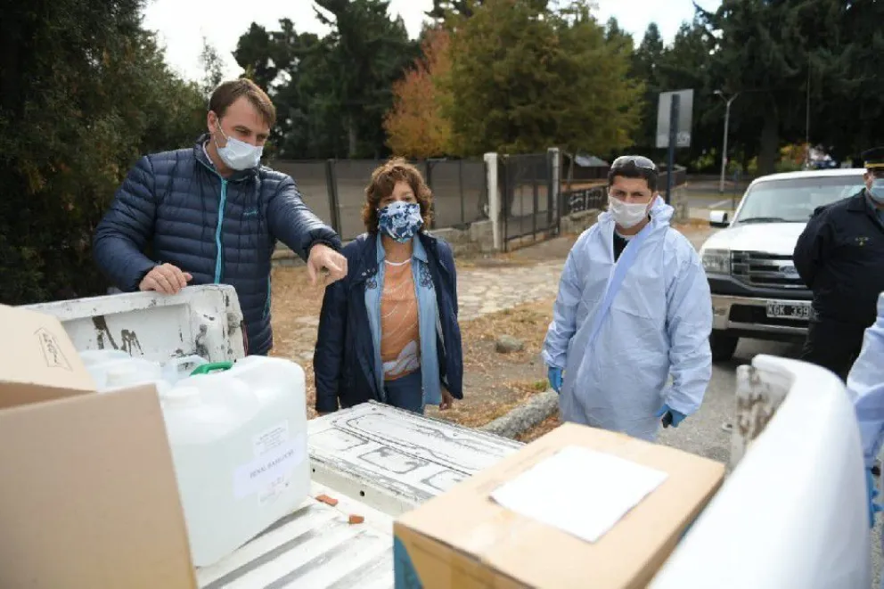 COVID-19: Arabela entregó elementos de seguridad e higiene para agentes penitenciarios de Bariloche