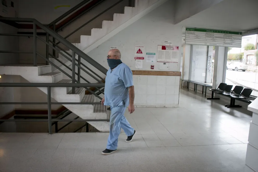 Confirmaron tres nuevas muertes y otros 81 casos de coronavirus en Argentina