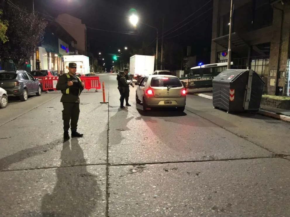 Tres detenidos en el centro por intentar ingresar a cervecerías que ya estaban cerradas
