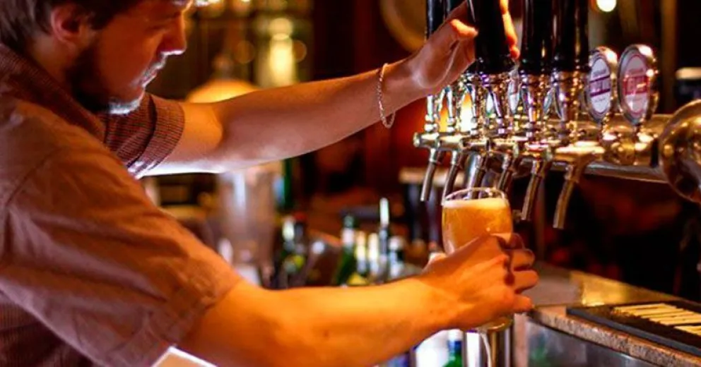 Cerveceros viven una situación dramática: “hay fábricas y bares que se van a fundir”