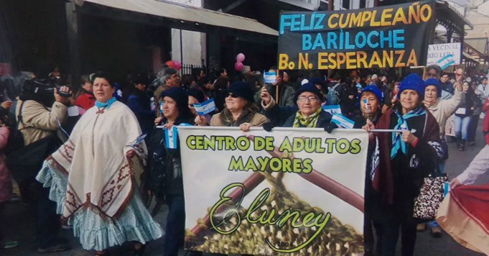 Recaudos que se deben tomar si convivimos con adultos mayores y salimos a trabajar