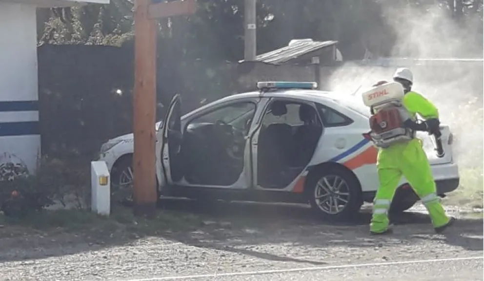 Unidades y móviles policiales de Bariloche y El Bolsón fueron desinfectados