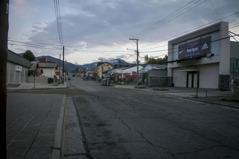 Se habilitan algunas actividades en Bariloche