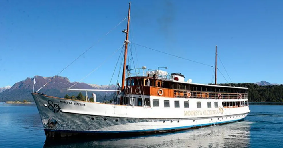 Larga vida a la “Modesta Victoria”, la embarcación orgullo de Bariloche