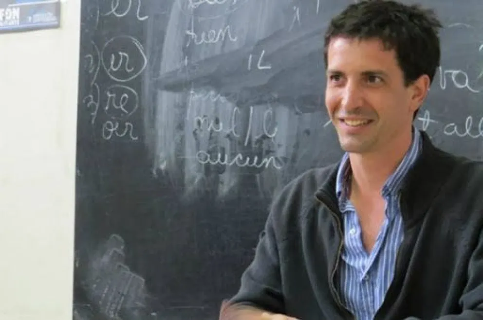 “Las grandes corporaciones financieras y las empresas de servicio tienen que aportar mucho más”