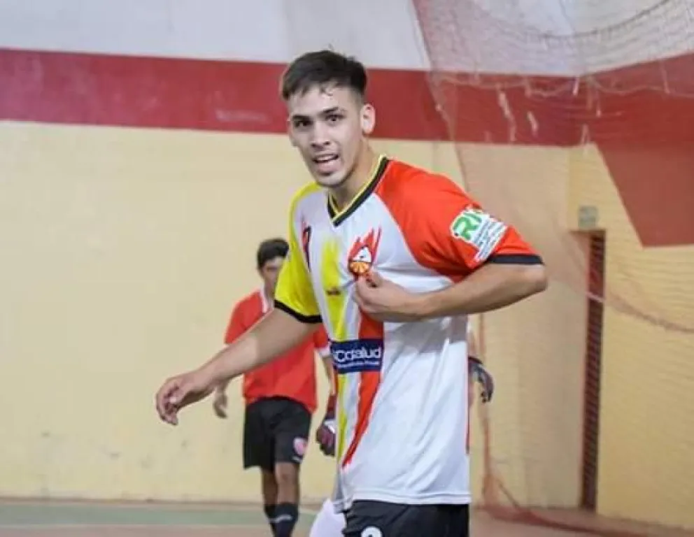 Después de dos meses, el jugador de  futsal de Cruz del Sur volvió a Bariloche
