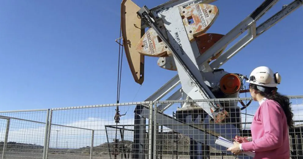 Baja en la recaudación de regalías por la extracción de petróleo