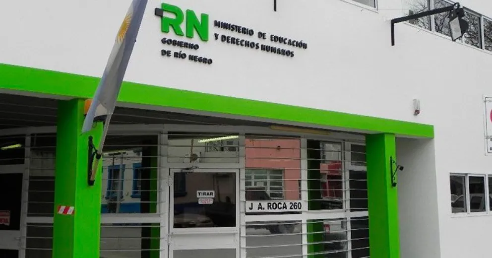 Educación promueve la lectura y escritura creativas