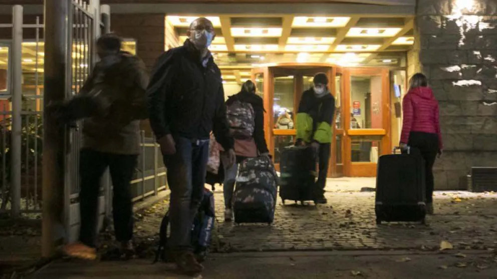 El viernes termina la cuarentena en hoteles para los instructores repatriados desde Andorra