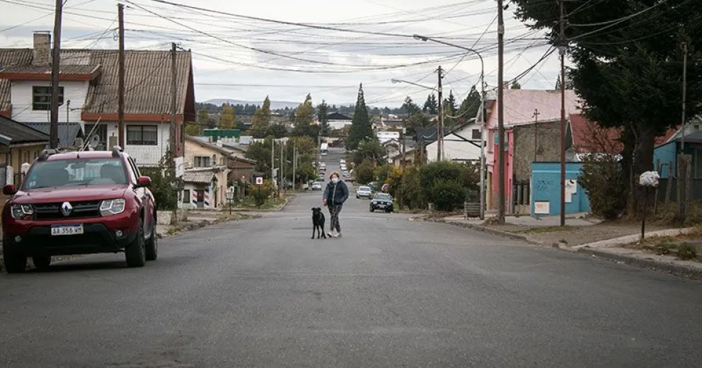 El intendente pidió no estigmatizar a los barrios donde se detectan casos individuales de COVID-19