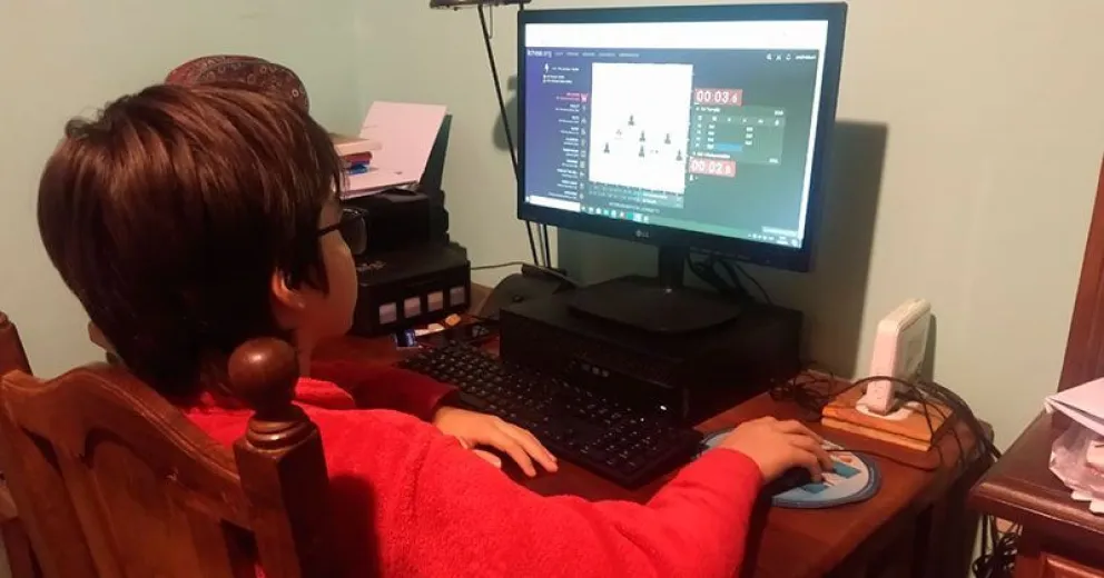 Manuel García: “Estamos contentos porque de manera online podemos mantener la actividad del ajedrez”