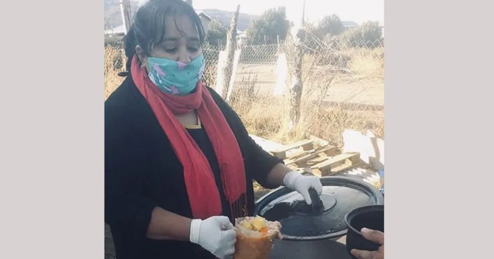 La Olla de la Gente, una iniciativa solidaria que prepara la cena para las familias que más lo necesitan