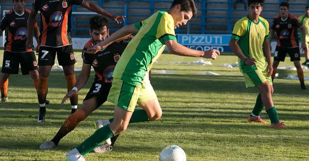 Se postergó la llegada de Alan Sánchez a Brown para el mes de noviembre