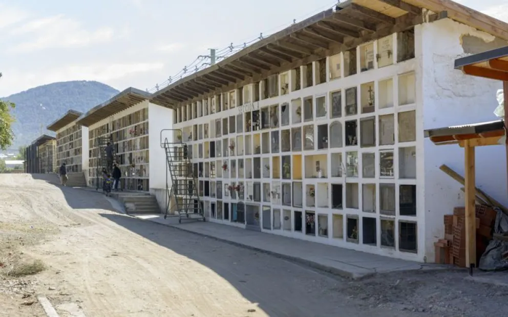 Roban herramientas de un galpón que está en el Cementerio local