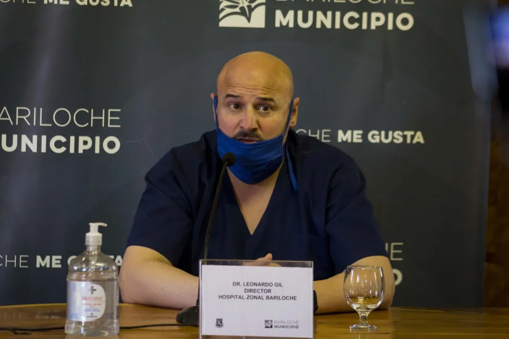 Gil: “En este momento, las camas del hospital lejos están de saturarse”