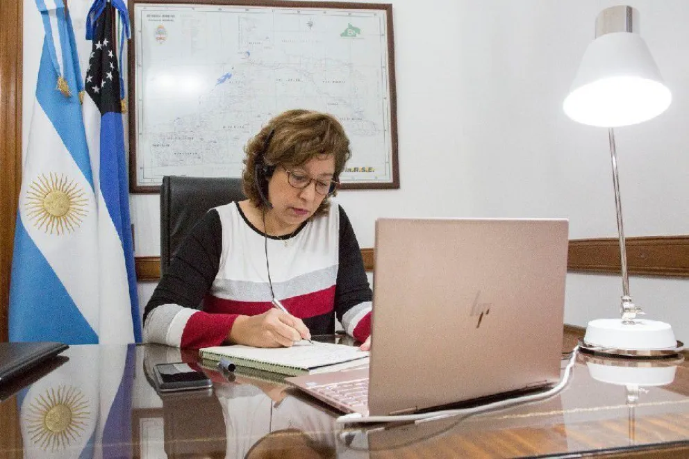 El presidente Fernández y la gobernadora Carreras analizaron la situación de Villa Mascardi