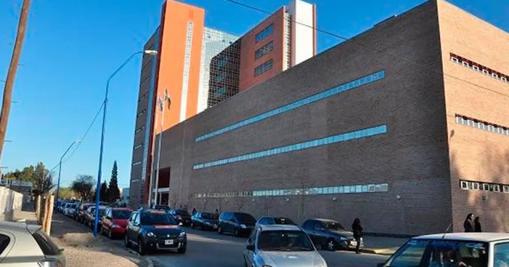 Una funcionaria dio positivo de coronavirus y suspendieron la actividad en la Ciudad Judicial de Roca