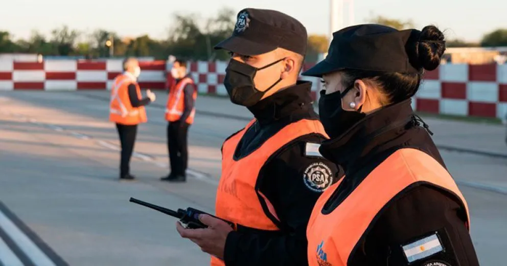 Oficiales de la PSA recuperados de COVID-19 donarán plasma