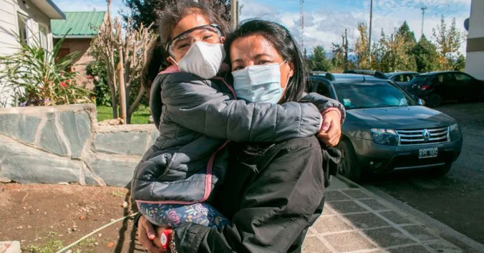 Excepcionalmente, los menores podrán acompañar a sus tutores en las compras