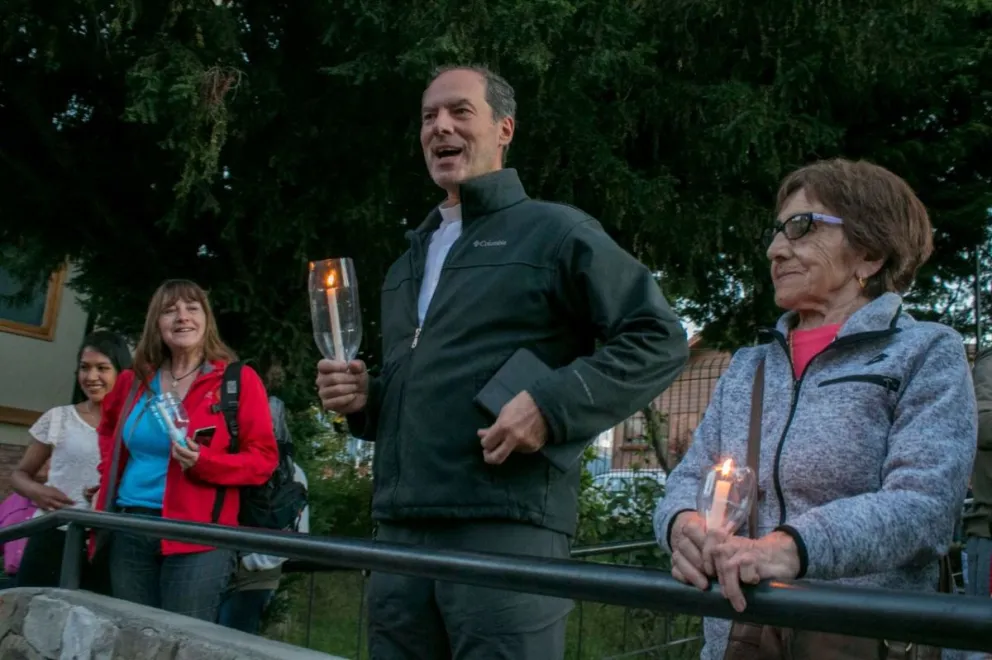 Padre Jorge Pliauzer: “La gente puede seguir vinculada con las celebraciones”
