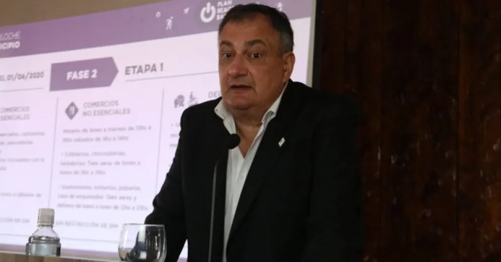 El municipio levantó la restricción del DNI para salir a comprar y extendió el horario comercial