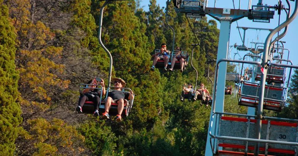 Excursiones locales “entrenarán” con residentes para ver cómo funcionan los protocolos