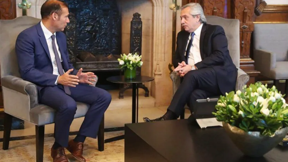 Alberto Fernández llega este viernes al aeropuerto local y viaja a Villa la Angostura   