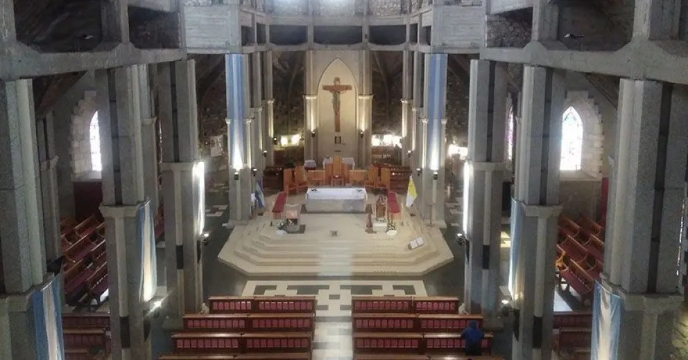 La iglesia pidió que las misas presenciales no queden para la última fase