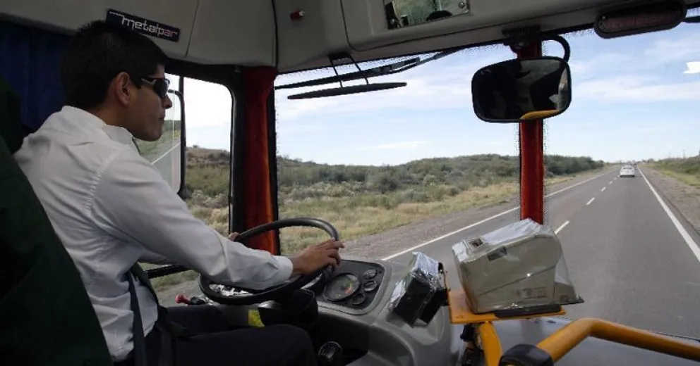 Bajan el valor de la RTO y prorrogan vencimientos para transportistas